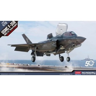 CAZA F-35 GREEN KNIGHTS" ACADEMY 12569 ESCALA 1/72"