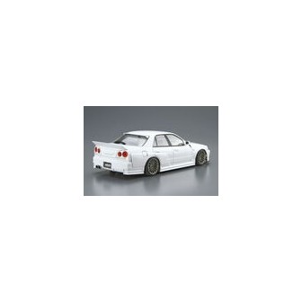 NISSAN SKYLINE TYPE-R '01 AOSHIMA 05534 ESCALA 1/24