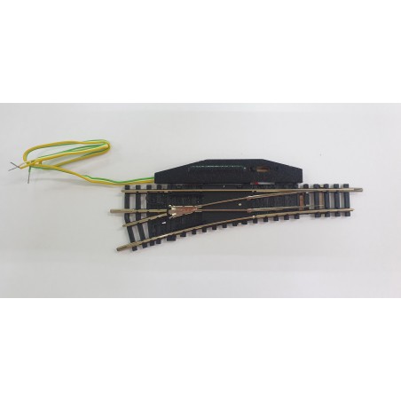 DESVIO IZQUIERDA R4 15º ELECTRICO MINITRIX 14936 ESCALA N