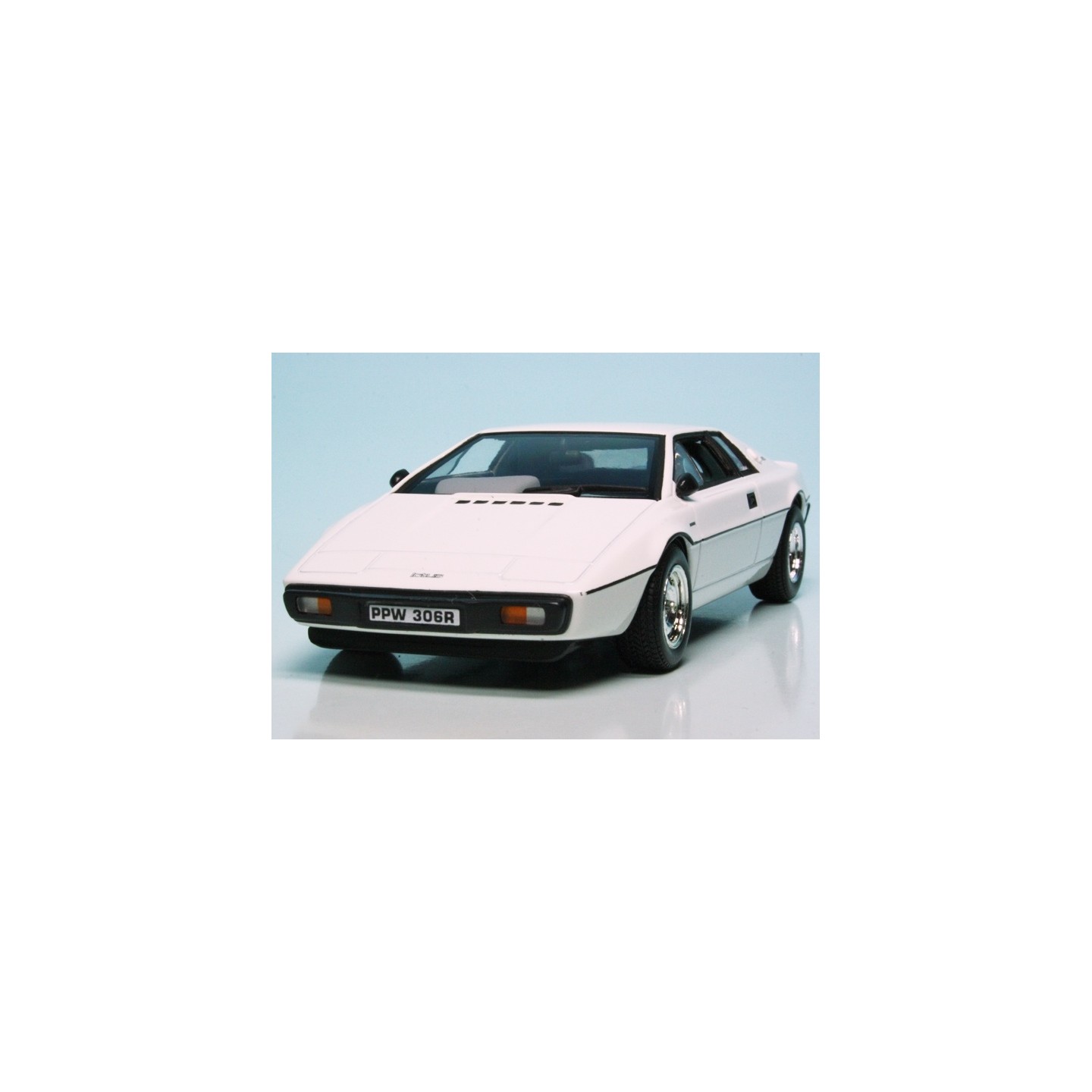 LOTUS SPRIT S1 1977 JAMES BOND 1/43