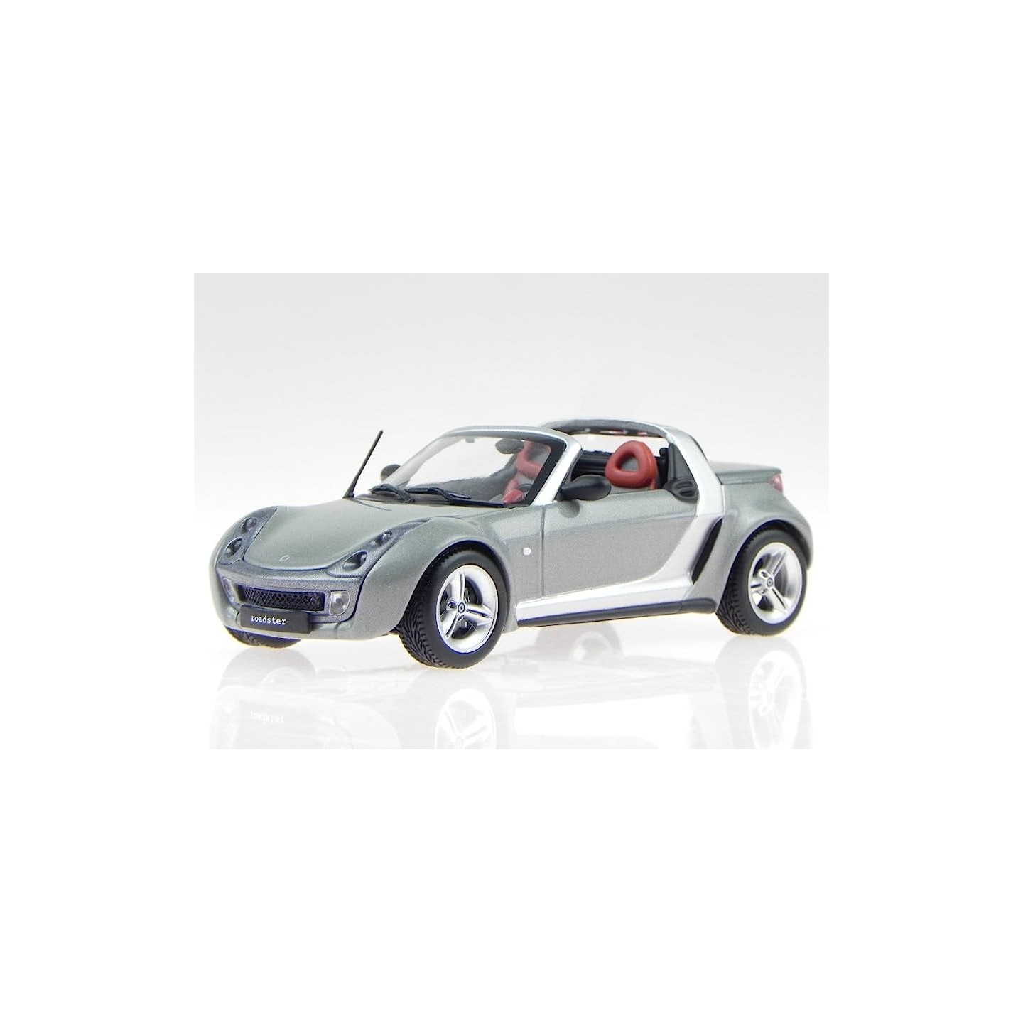 SMART ROADSTER PLATEADO 2003 1/43