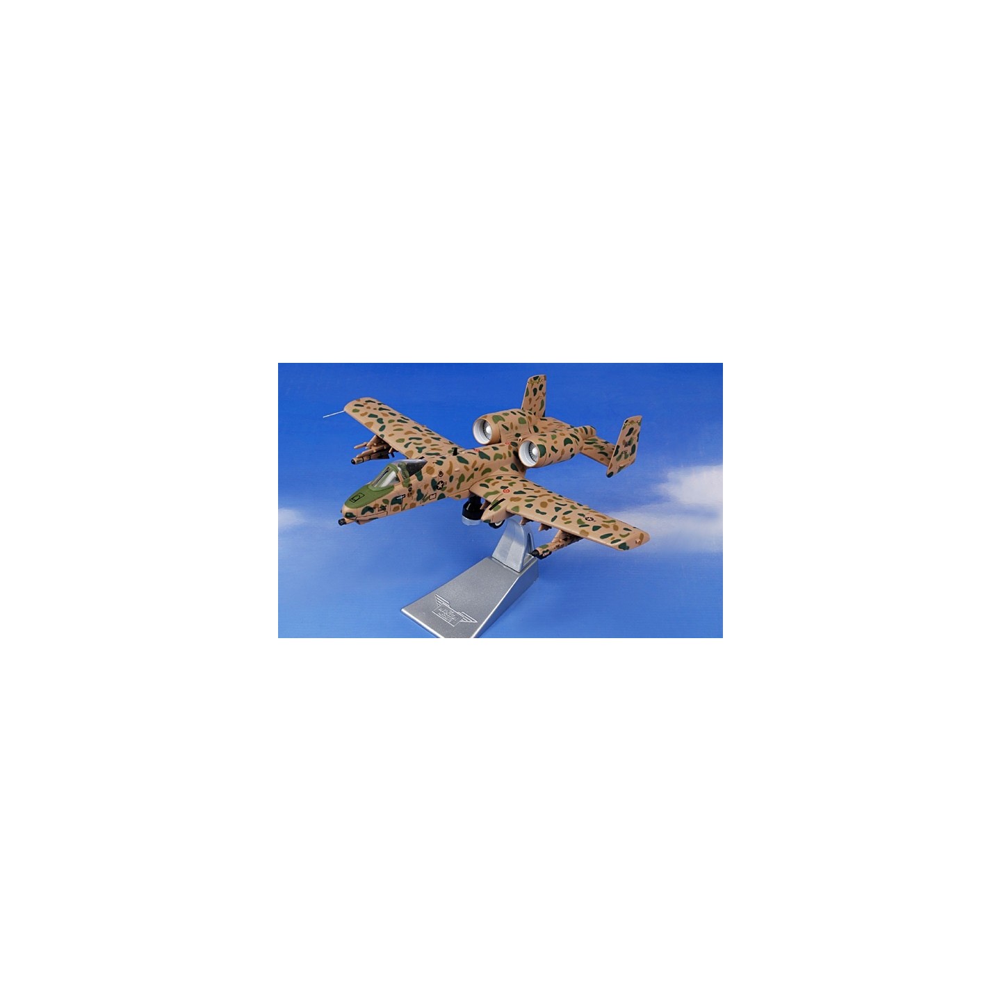 FAIRCHILD A-10A WARTHOG" CORGI 1/72"