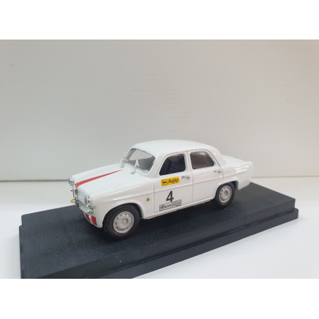 ALFA ROMEO GIULIETTA BLANCO RIO 1/43