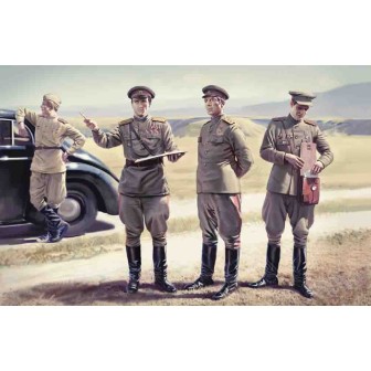 SOVIET STAFF PERSONNNEL WWII ICM 1/35