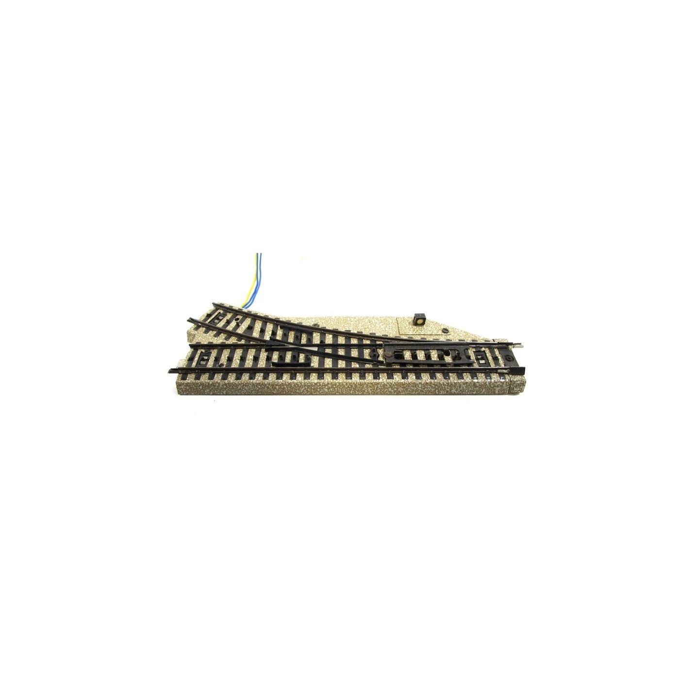 DESVIO DERECHA MARKLIN 5204 ESCALA  H0