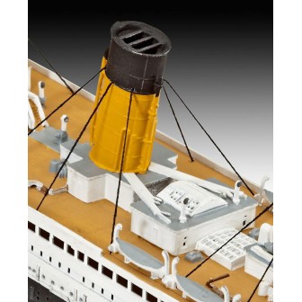R.M.S. TITANIC REVELL 05210 ESCALA 1/700
