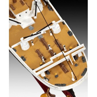R.M.S. TITANIC REVELL 05210 ESCALA 1/700