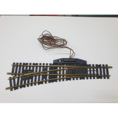DESVIO ELECTRICO IZQUIERDA FLEISCHMANN 6049 ESCALA  H0