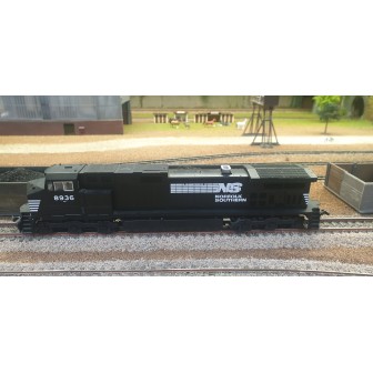 LOCOMOTORA NORFOLK SOUTHERN DIGITAL KATO 37-1801 ESCALA H0