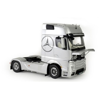 MERCEDES BENZ ACTROS MP4 GIGASPACE ITALERI 1/24