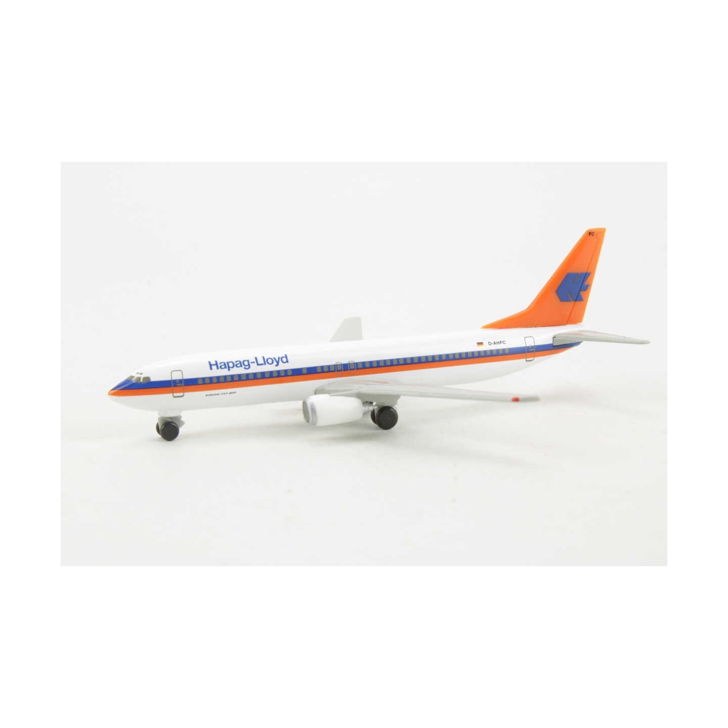 BOEING 737-800 HAPAG-LLOYD 1/500