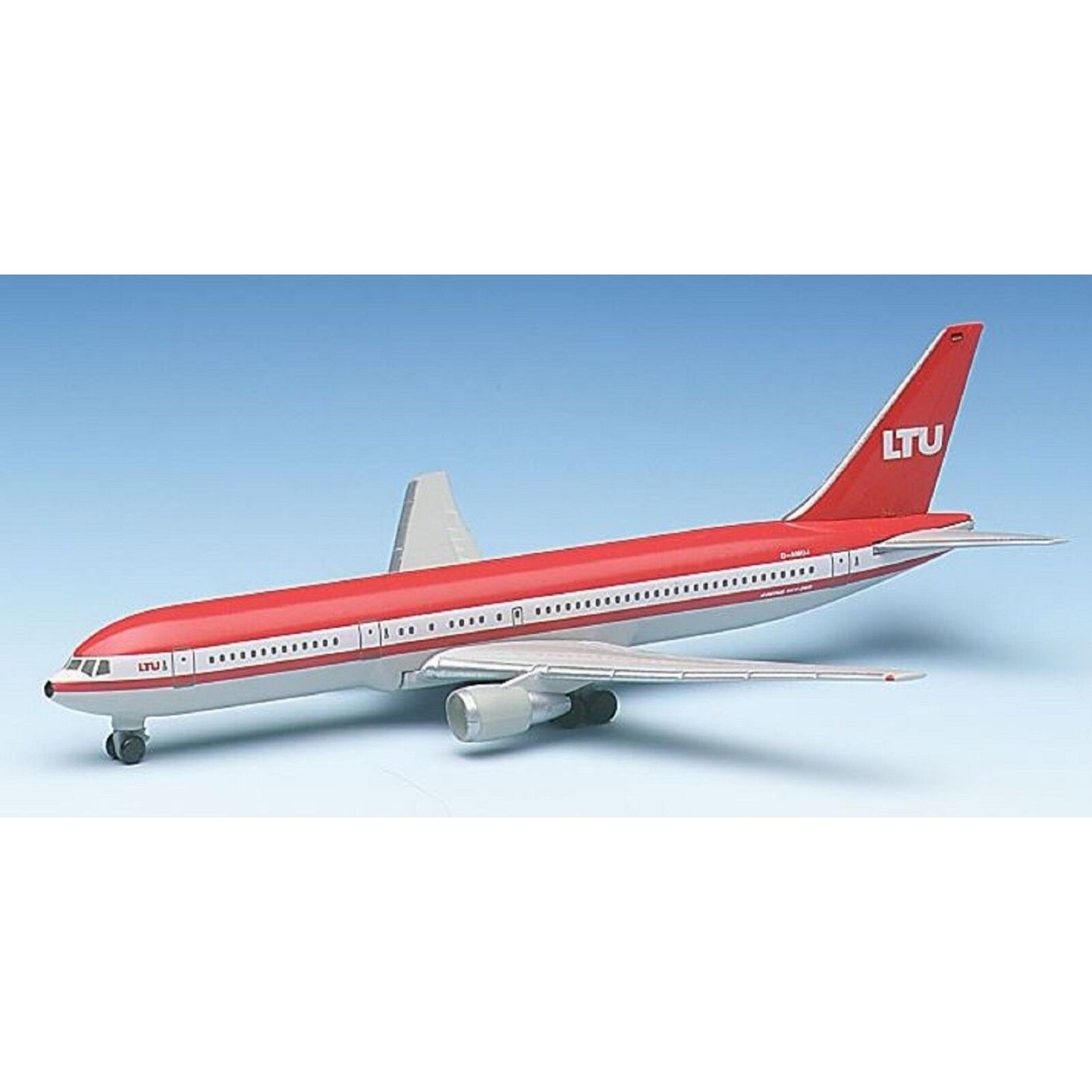 BOEING 767-300 LTU INTERNATIONAL AIRWAYS 1/500