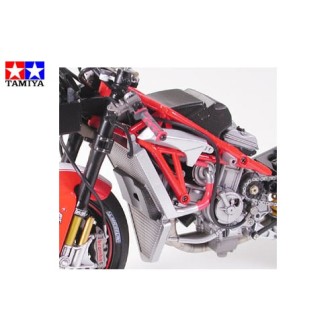 DUCATI DESMOSEDICI TAMIYA 1/12