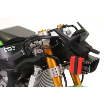 KAWASAKI NINJA ZX-RR (2007) TAMIYA 14109 ESCALA 1/12
