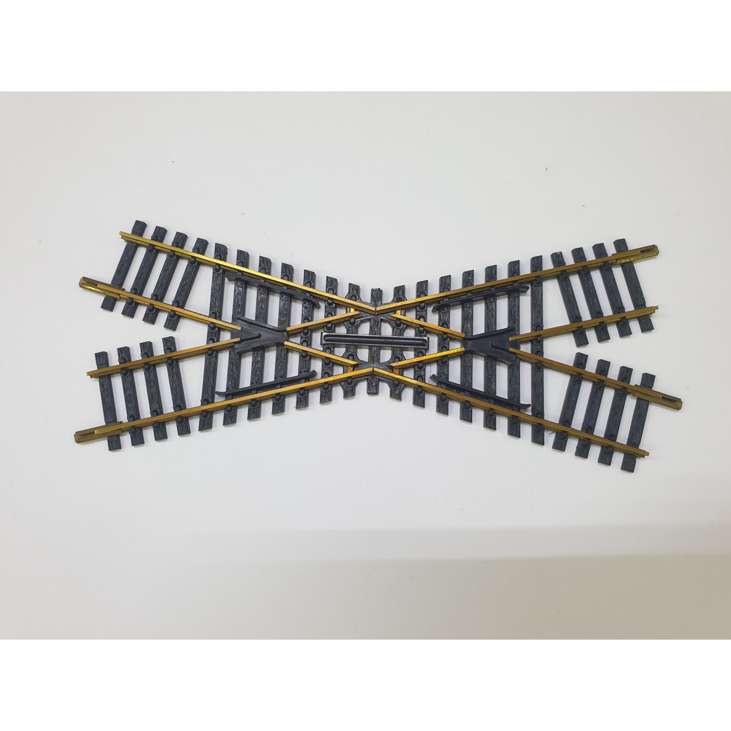 CRUCE DE VIAS 30º FLEISCHMANN  6060 ESCALA  H0