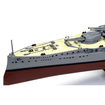 BUQUE HMS IRON DUKE AIRFIX A04210V ESCALA 1/600