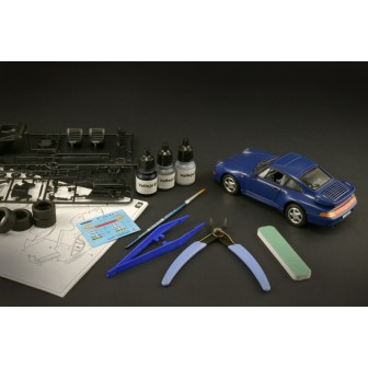 KIT CON PINTURAS PORSCHE 911 ITALERI 72013 ESCALA 1/24