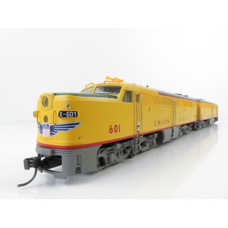 LOCOMOTORA DIESEL ALCO DOBLE DIGITAL TRIX 22805 ESCALA H0