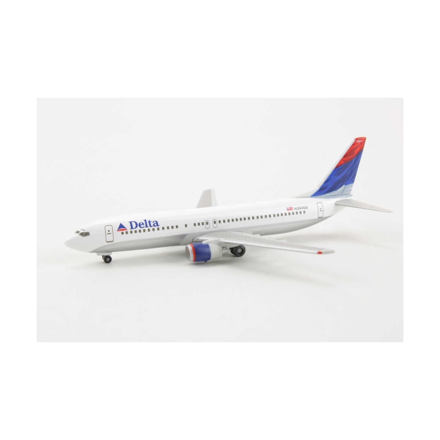 BOEING 737-800 DELTA AIRLINES 1/500