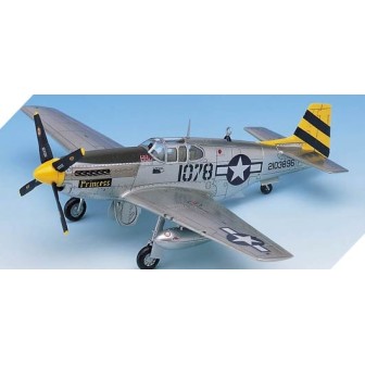 P-51 C MUSTANG ACADEMY 1/72