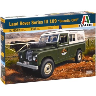 LAND ROVER SERIE III 109 GUARDIA CIVIL" ITALERI 6542 ESCALA 1/35"