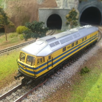 LOCOMOTORA DIESEL BR 232 DIGITAL BRAWA 0307 ESCALA H0 AC