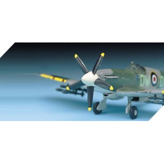 SPITFIRE MK.XIV C ACADEMY 1/72