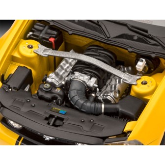 FORD MUSTANG GT 2010 REVELL 1/25