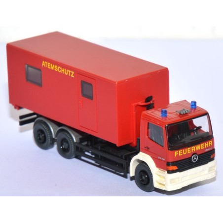 CAMION DE EMERGENCIAS MERCEDES ATEGO WIKING H0
