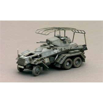 VEHICULO BLINDADO ALEMAN SD.KFZ.232 6 RAD ITALERI 1/35