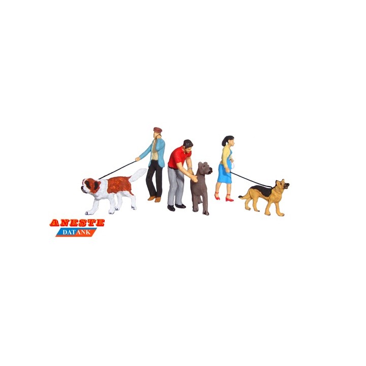 GENTE CON EL PERRO ANESTE 4056 ESCALA H0