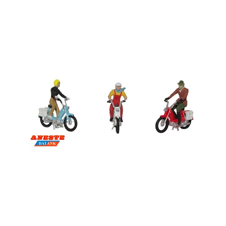 PERSONAS EN CICLOMOTOR ANESTE 4084 ESCALA H0