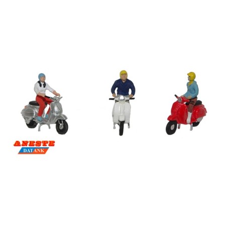 CHICOS EN VESPA ANESTE 4086 ESCALA H0