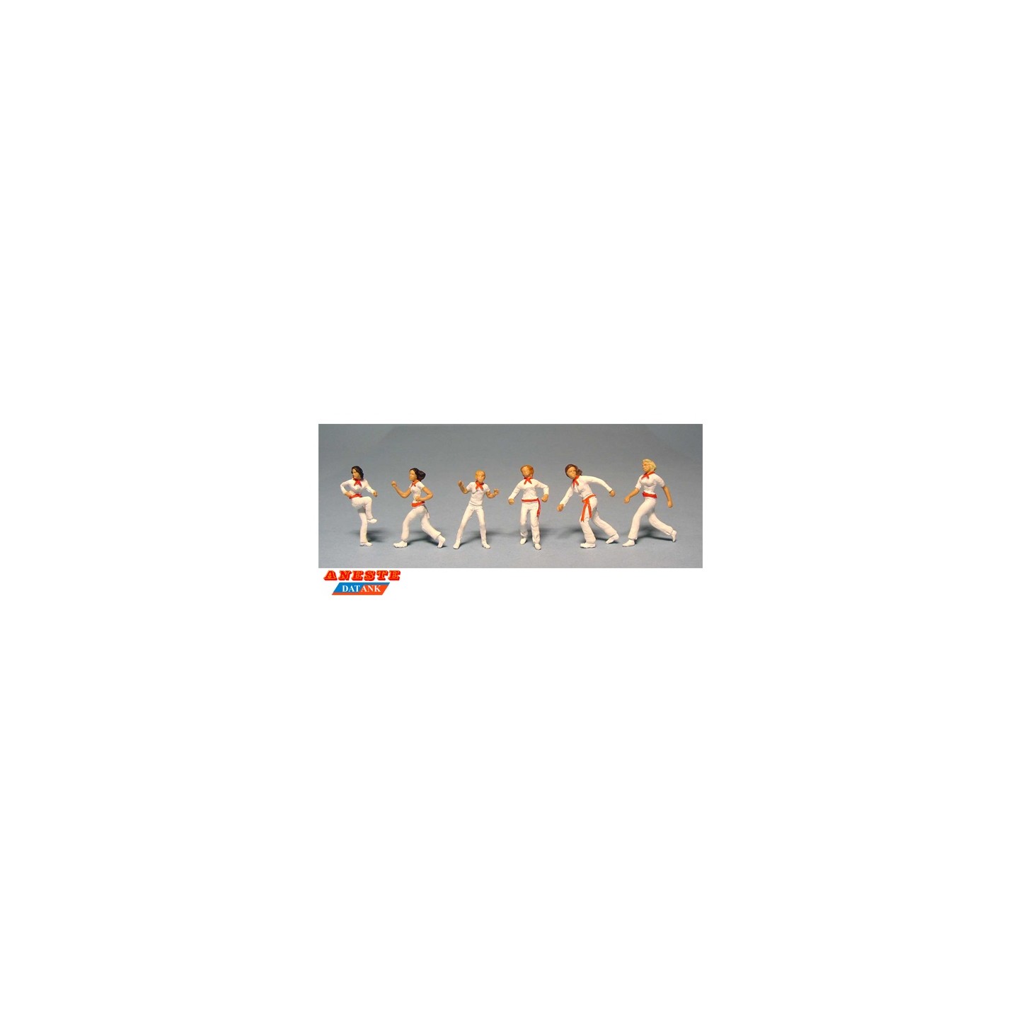 MUJERES EN SAN FERMIN ANESTE 4408 ESCALA H0