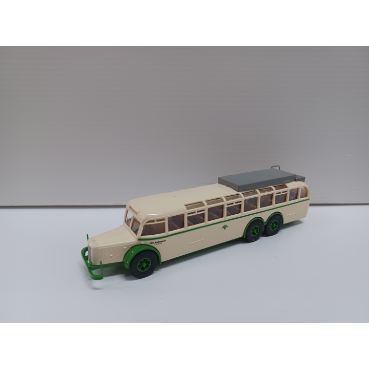 AUTOBUS BREKINA H0