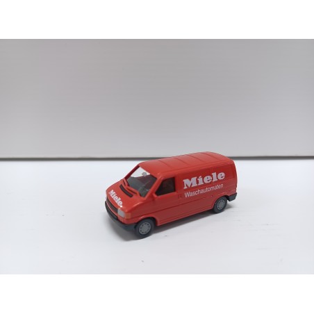 FURGONETA ROJA MIELE ROCO H0