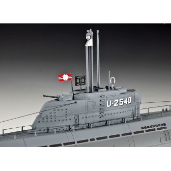 SUBMARINO ALEMAN TYPE XXI REVELL 1/144