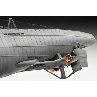 SUBMARINO ALEMAN TYPE VII C/41 REVELL 1/144