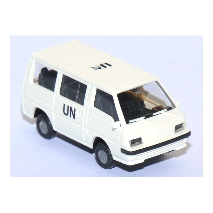 FURGONETA MITSUBISHI L 300 KLEINBUS UN" RIETZE 50204 ESCALA 1/87"