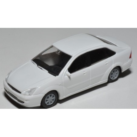 FORD FOCUS BLANCO RIETZE 10990 ESCALA 1/87