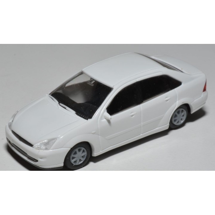 FORD FOCUS BLANCO RIETZE 10990 ESCALA 1/87