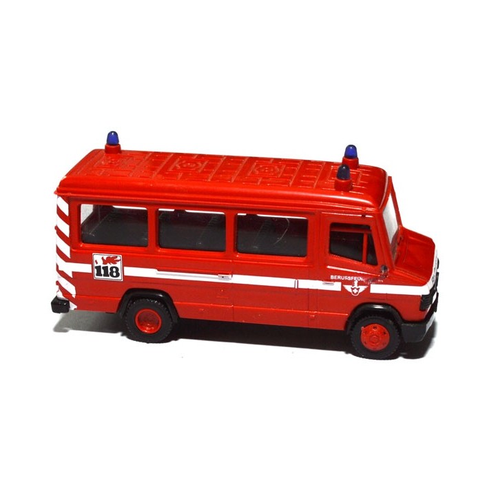 MERCEDES 507 BOMBEROS DE SUIZA BUSCH 44349 ESCALA 1/87