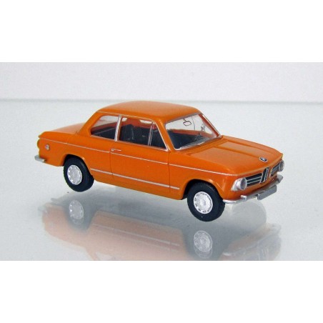 VOLKSWAGEN 2002 NARANJA WIKING 018301 ESCALA 1/87