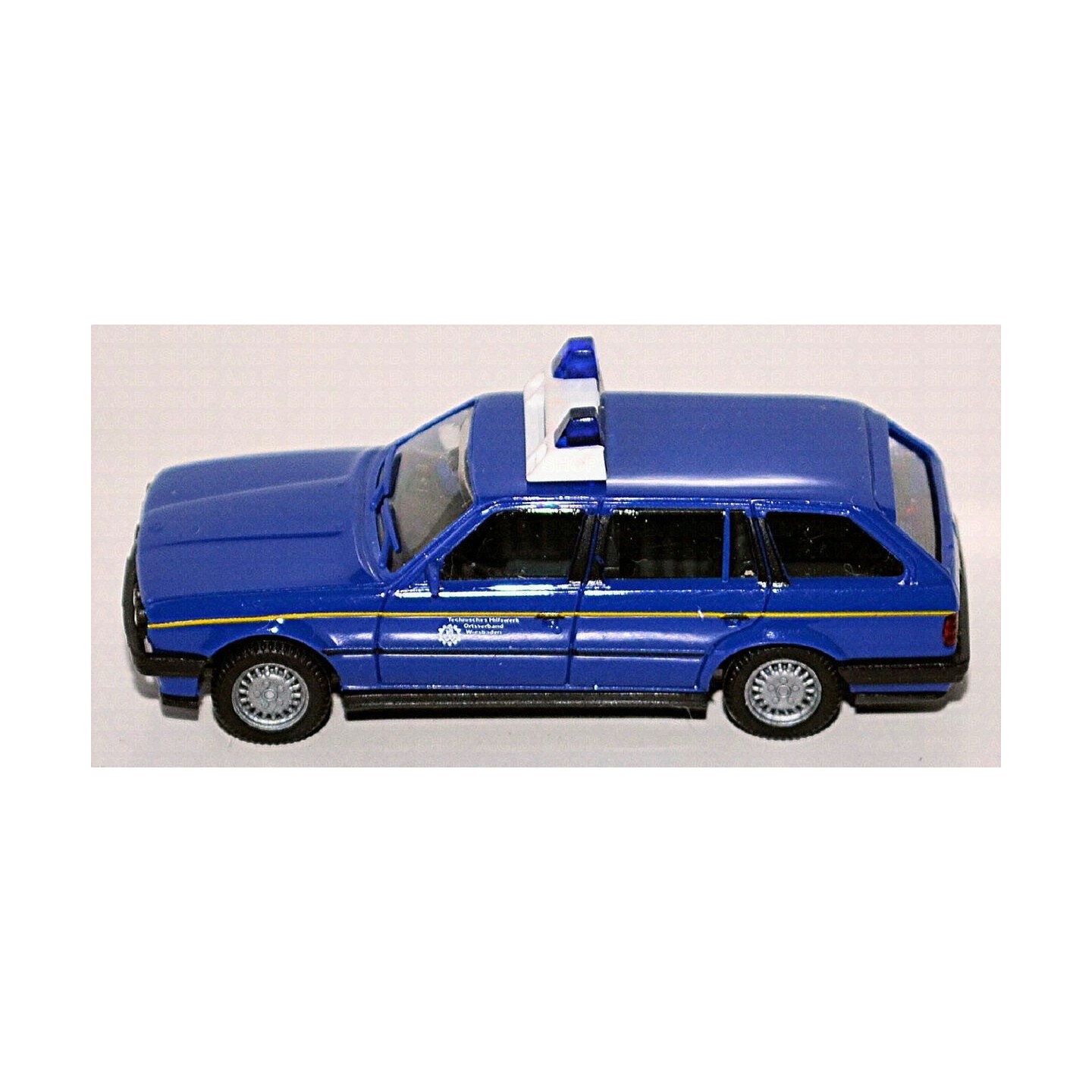 BMW 325i TOURING E30/5 HERPA 043205 ESCALA 1/87