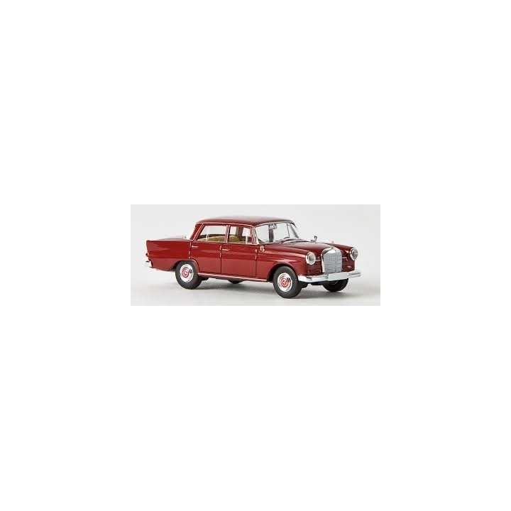 MERCEDES-BENZ 190C ROJO BREKINA 13355 ESCALA 1/87
