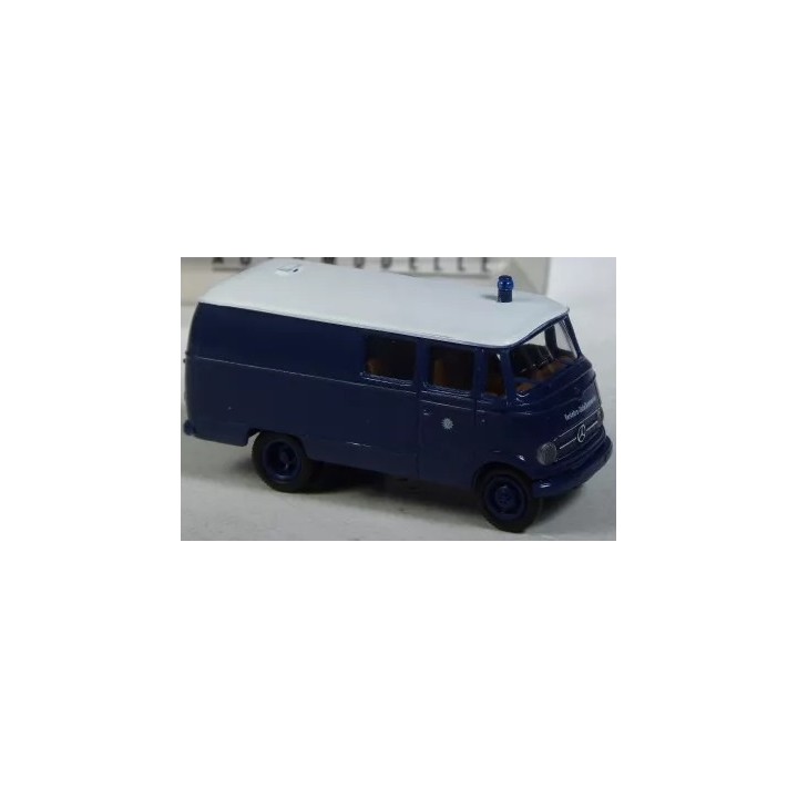 MERCEDES L 319 POLICIA DE BERLIN BREKINA 36181 ESCALA 1/87