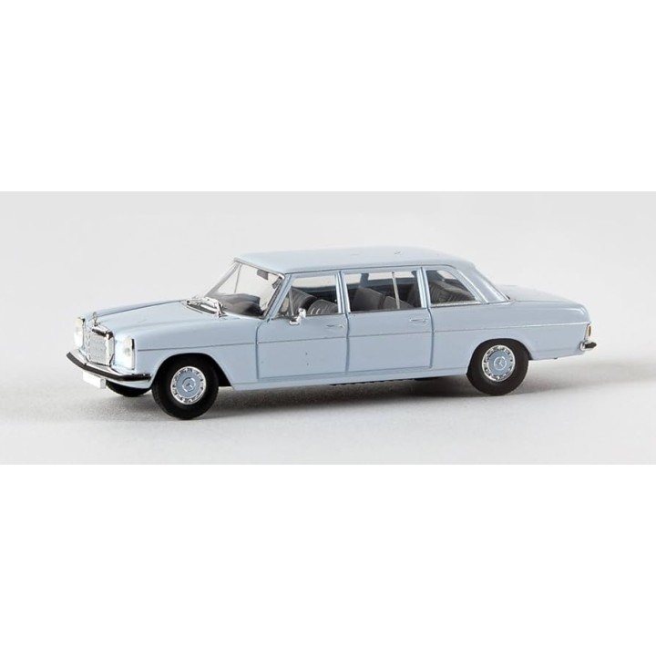 MERCEDES 220 D AZUL CLARO BREKINA 13403 ESCALA 1/87