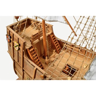 BARCO DE MADERA SANTA MARIA CARABELA AMATI 1409 ESCALA 1/65