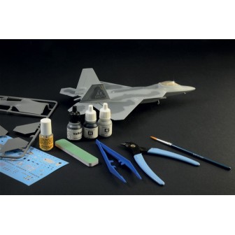 SET INICIACIÓN F-22 RAPTOR ITALERI 72011 ESCALA 1/72