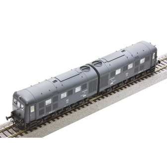 LOCOMOTORA DOBLE DIÉSEL-ELÉCTRICA D311.01 DWM ROCO 70113 ESCALA H0